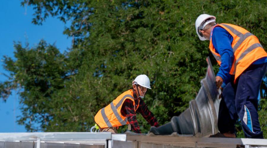 Professional Flat Roofing Installation in Urich, MO